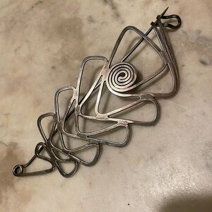 Sterling Silver Dirienzi brooch signed stamped. Gorgeous large pin